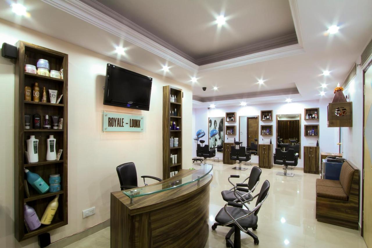 The Piccadily Hotel Lucknow Eksteriør billede