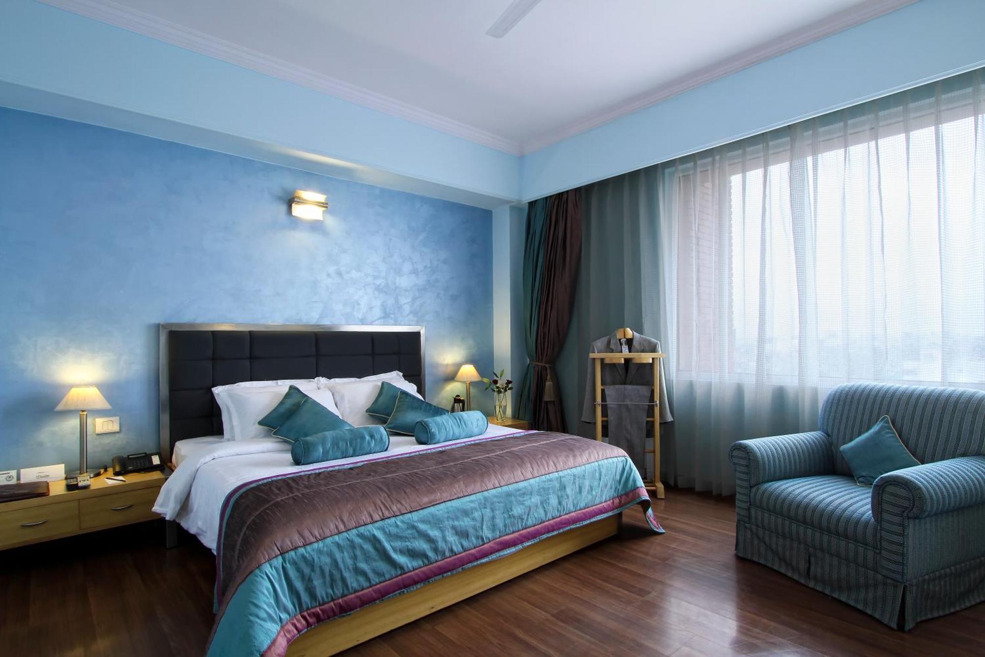 The Piccadily Hotel Lucknow Eksteriør billede