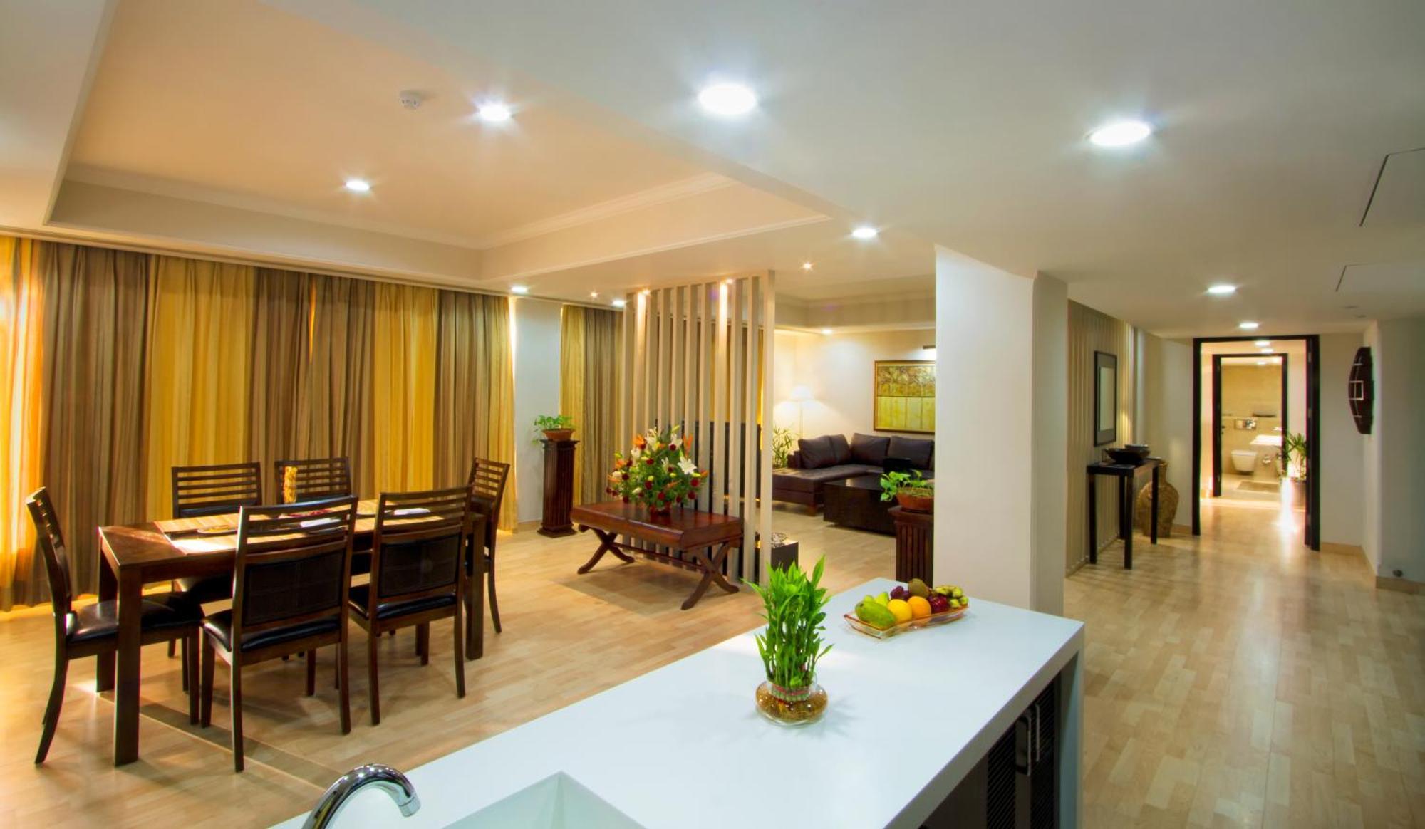 The Piccadily Hotel Lucknow Eksteriør billede