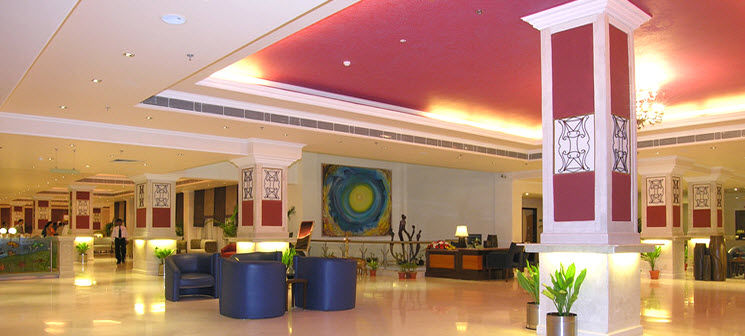 The Piccadily Hotel Lucknow Interiør billede